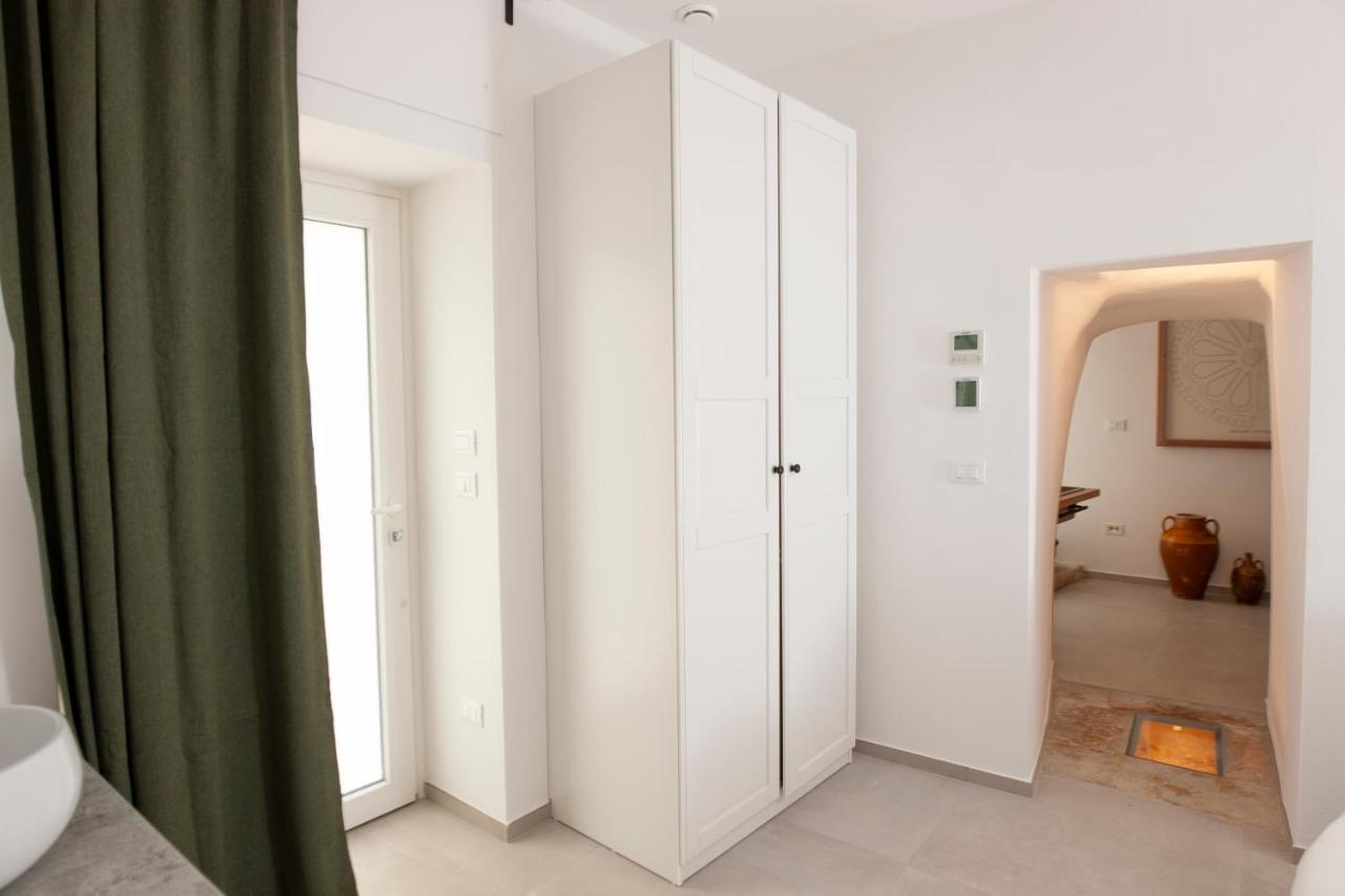 Je T'Aime Luxury Suite And Relax Conversano Exteriör bild
