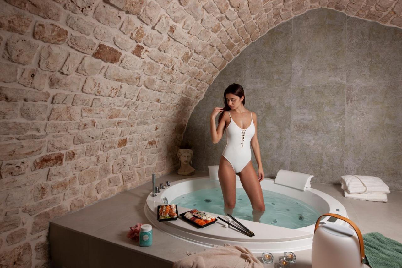 Je T'Aime Luxury Suite And Relax Conversano Exteriör bild